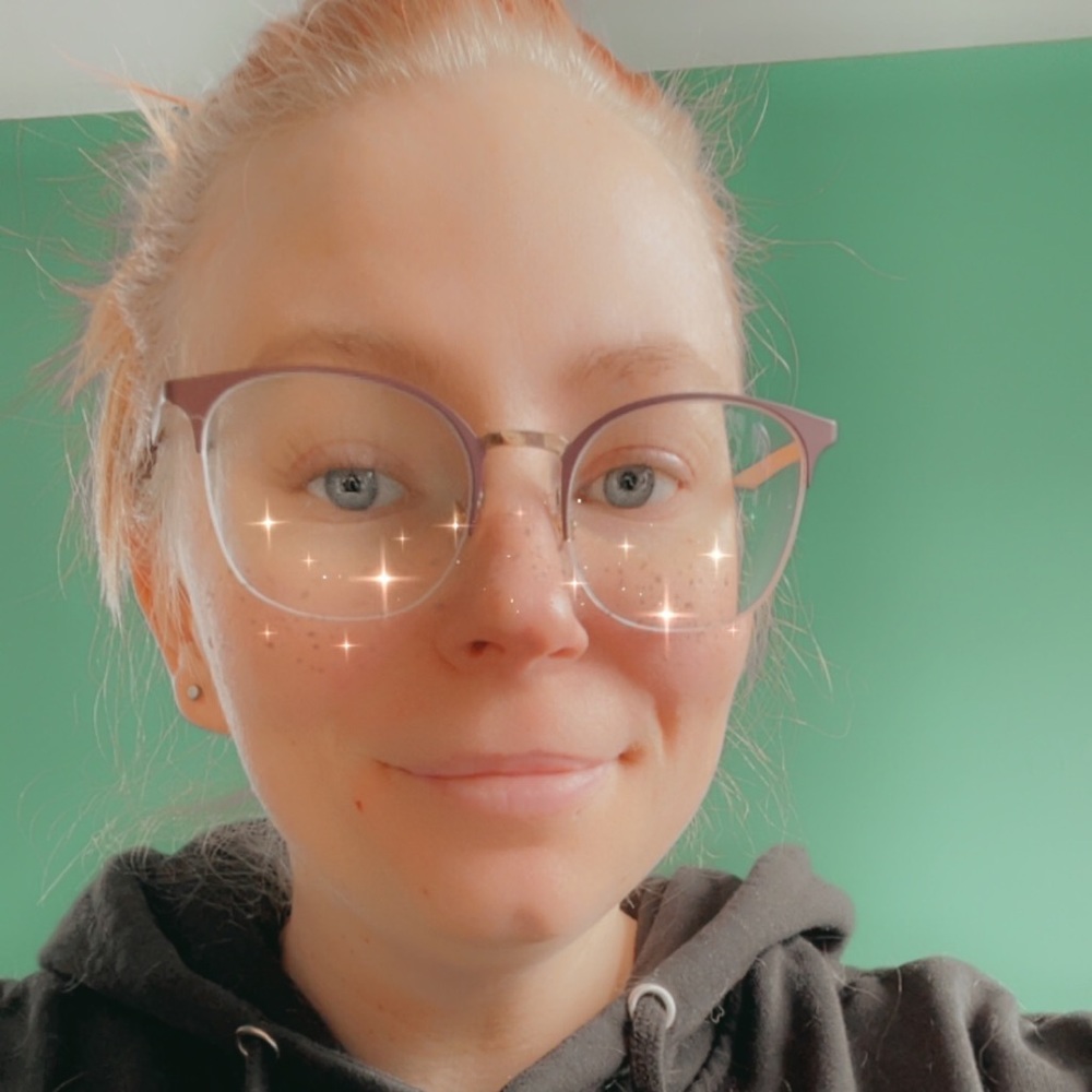 Meet your Posher, Brit